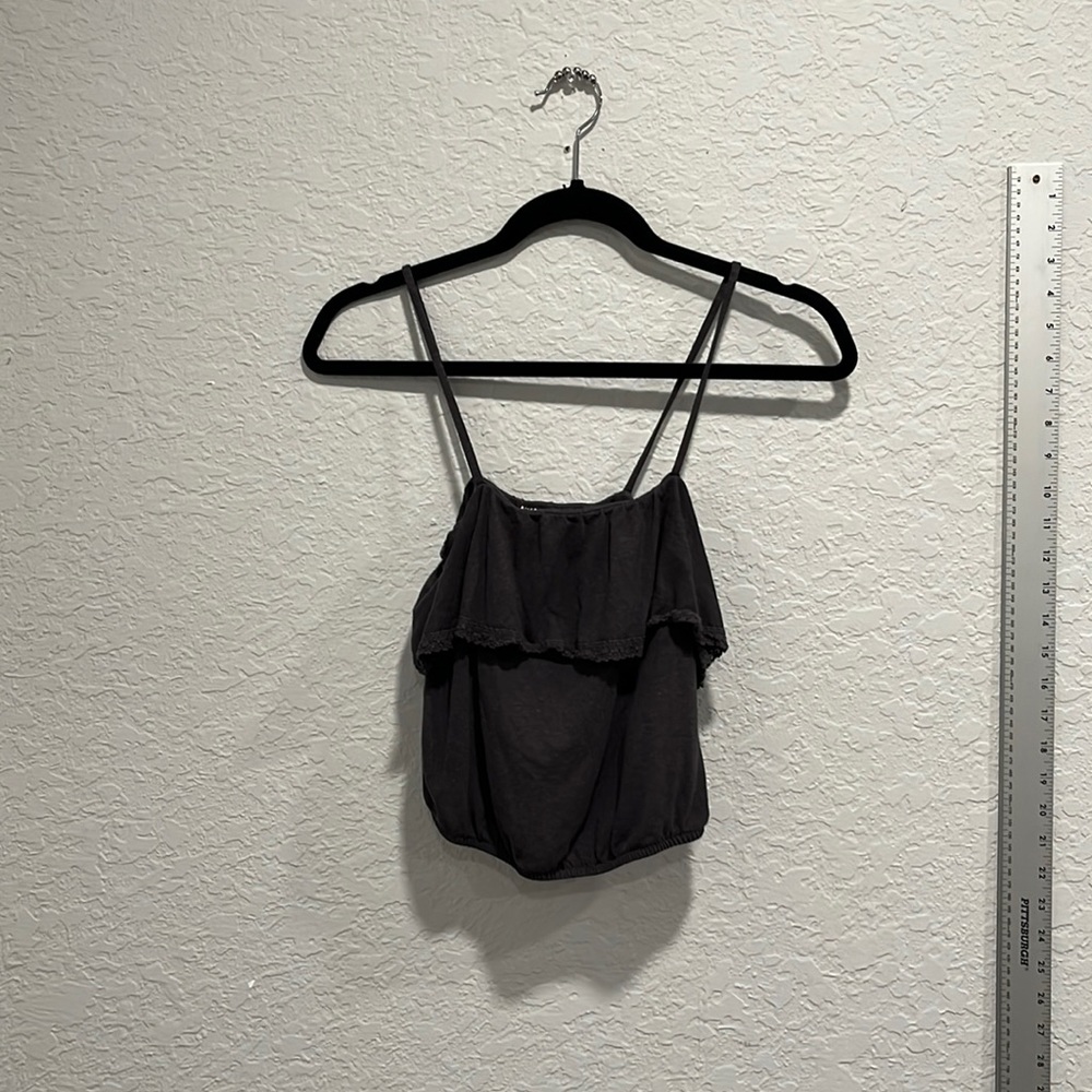 American Eagle crop top barley worn